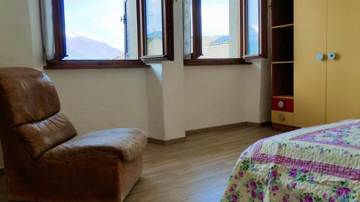 Casa Malpaga Tenna Ospitar מראה חיצוני תמונה